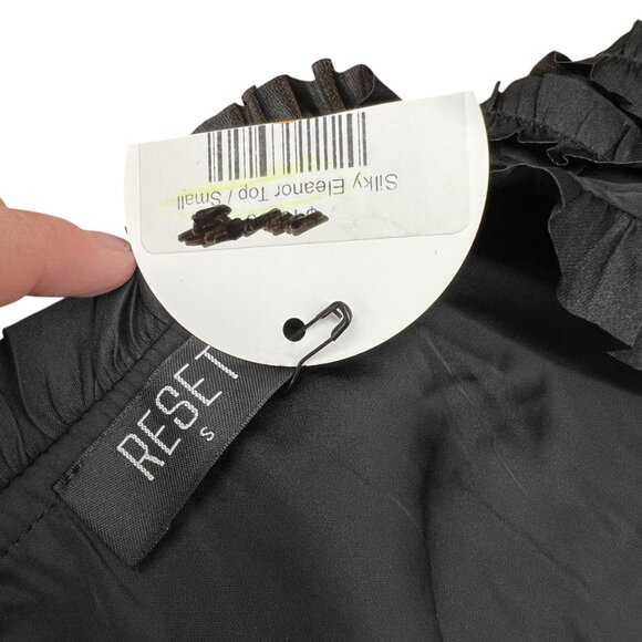 Reset Silky Black Ruffled Collar Sleeveless Eleanor Blouse Size Small NWT - Picture 8 of 10